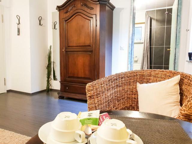 Hotel Feldmaus Olzheim Екстер'єр фото