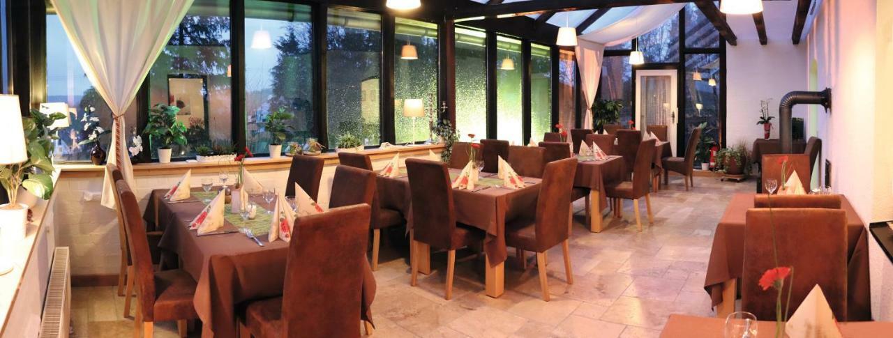 Hotel Feldmaus Olzheim Екстер'єр фото