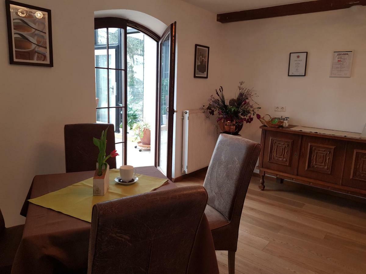 Hotel Feldmaus Olzheim Екстер'єр фото